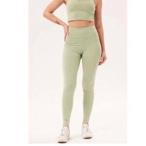 Matcha green leggings size medium